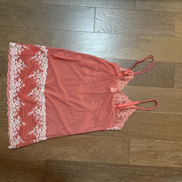 Wacoal Coral and White Lace Chemise - Picture 4 of 8